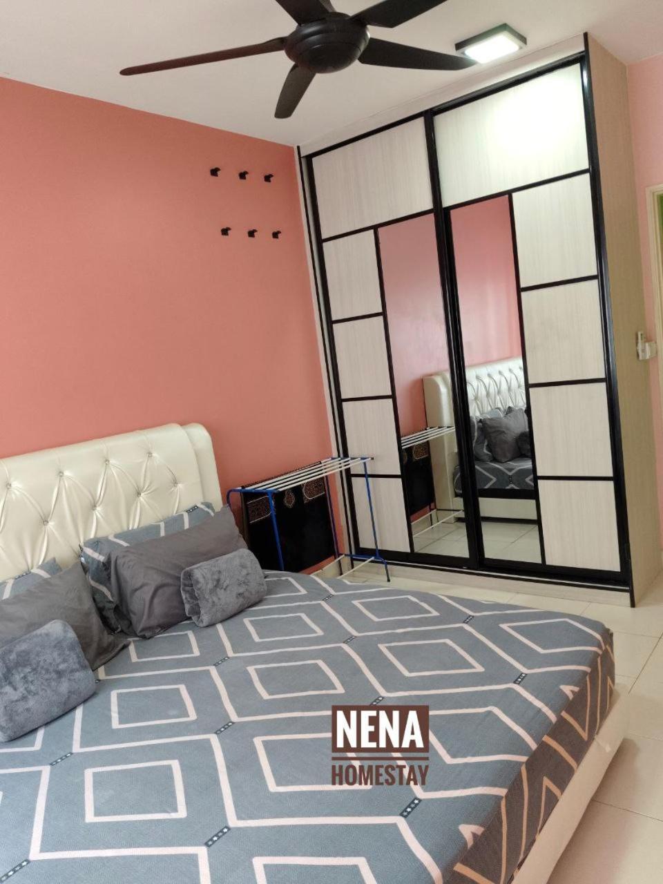 Nena Homestay Setia Alam, Air Conditioned, High Speed Internet Шах-Алам Экстерьер фото