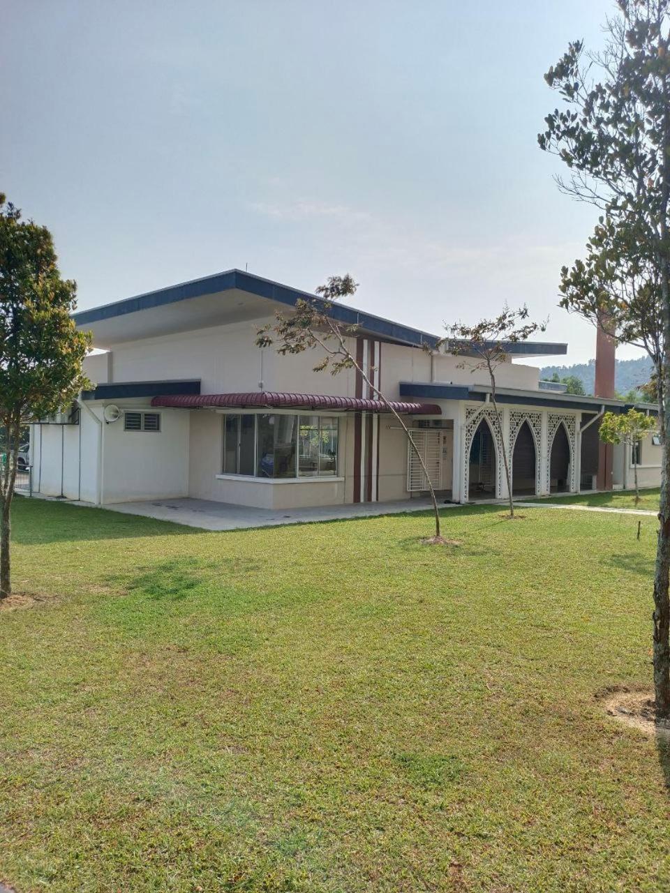 Nena Homestay Setia Alam, Air Conditioned, High Speed Internet Шах-Алам Экстерьер фото
